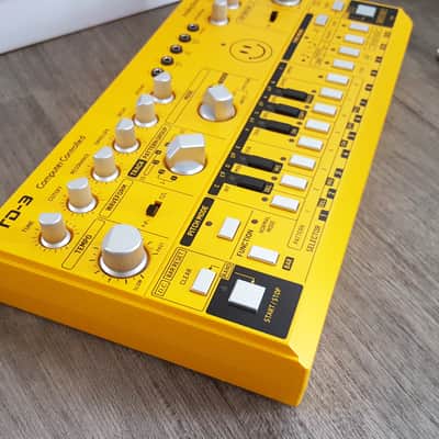 Behringer TD-3 Analog Bass Line Synthesizer 2019 - Present - Amber image 4
