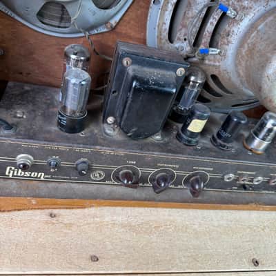 Gibson 1951 GA-30 14-Watt 12"/8" Guitar Combo 1948 - 1953 - Brown image 6