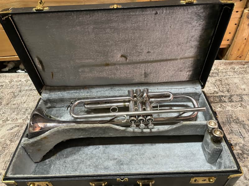 Schilke B3 Professional Silver Trumpet w Case image 1