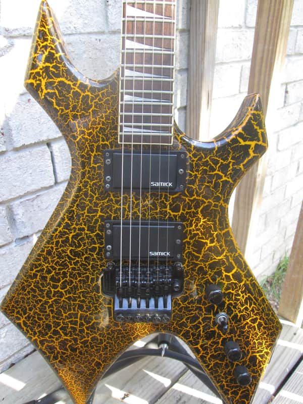Samick Warlock Black/Yellow Crackle | Reverb