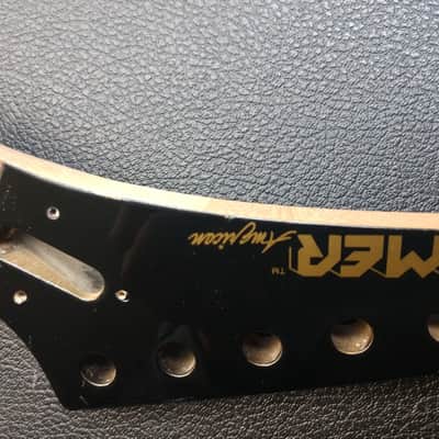 Kramer American (LEFT HANDED) 80's Satin (Hair line crack in the neck) image 3