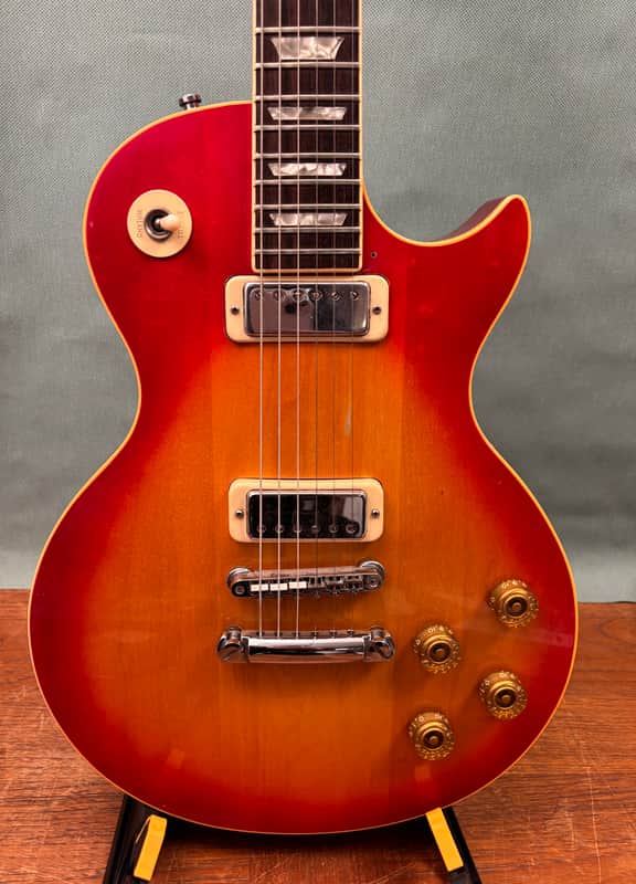 Vintage Gibson Les Paul Deluxe 1979 - Cherry Sunburst image 1