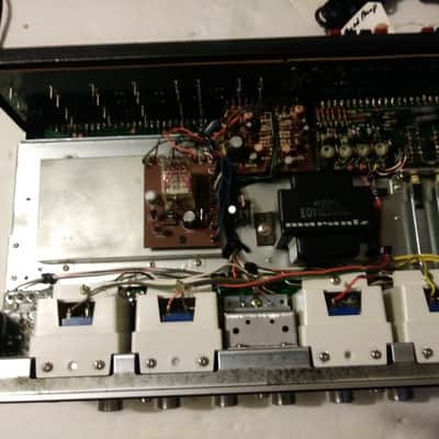 Marantz 4000 Quad Pre Amp 1973-77 Silver/woodgrain image 14