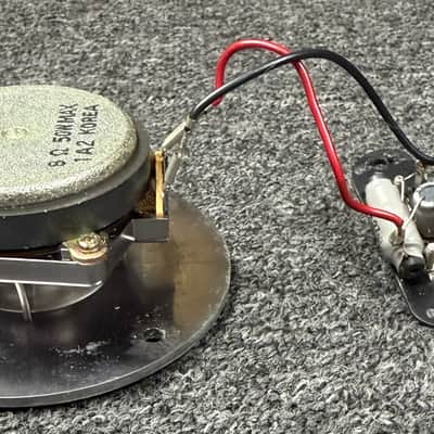 Realistic 40-1310B Super Tweeter Replacement Speaker - Pair image 3