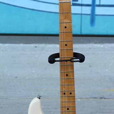 Fender Jimi Hendrix Artist Series Signature Stratocaster 2015 - Present - Olympic White image 2