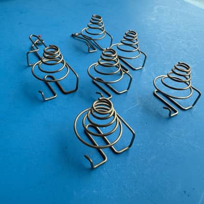 YAMAHA EZ-20 DGX-505 PSR-275 PSR-290 Keyboard Part Battery Spring Contacts Plate image 2
