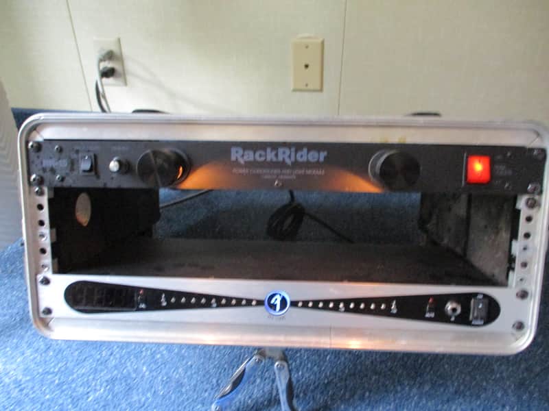 Furman RackRider RR-15 Conditioner With lights image 1