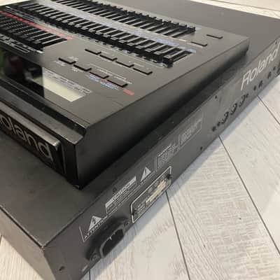 Roland D-550 w/OLED + Roland PG-1000 w/ OLED / Serviced image 5