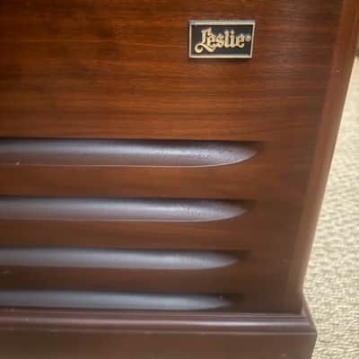 Leslie 122XB 2006 - Walnut image 2