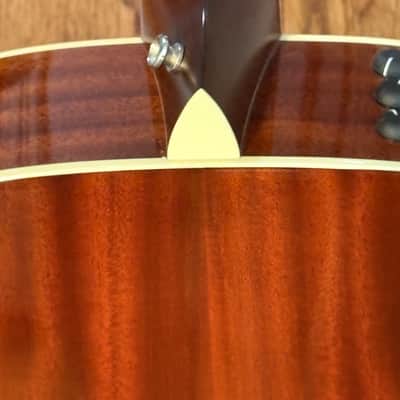 2015 TAYLOR 520e (510/510e) All Mahogany Dreadnaught ~ Full Scale w/HSC!! ~ Excellent Condition!! image 14