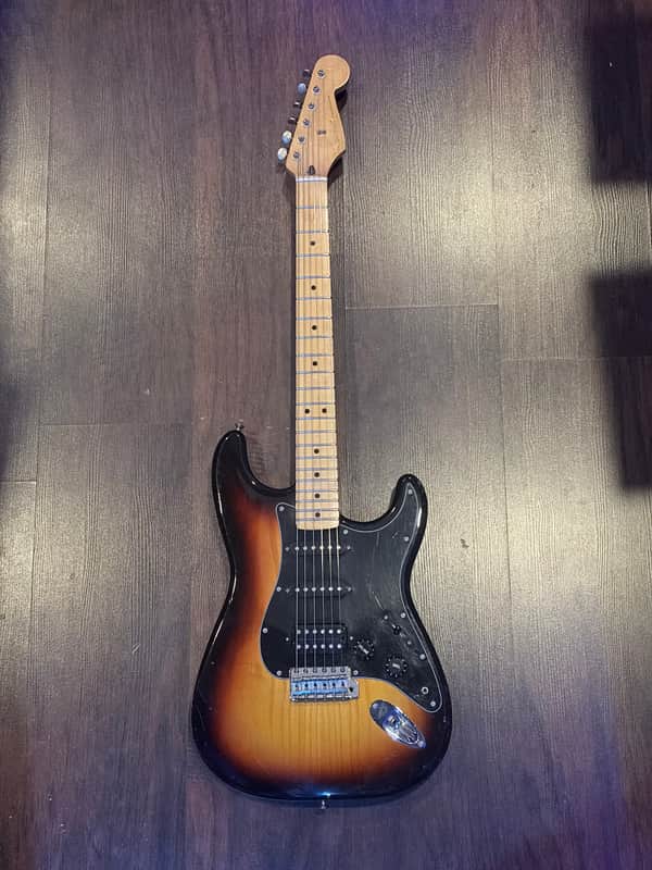 Fender Stratocaster Special HSS 1995 - Sunburst image 1