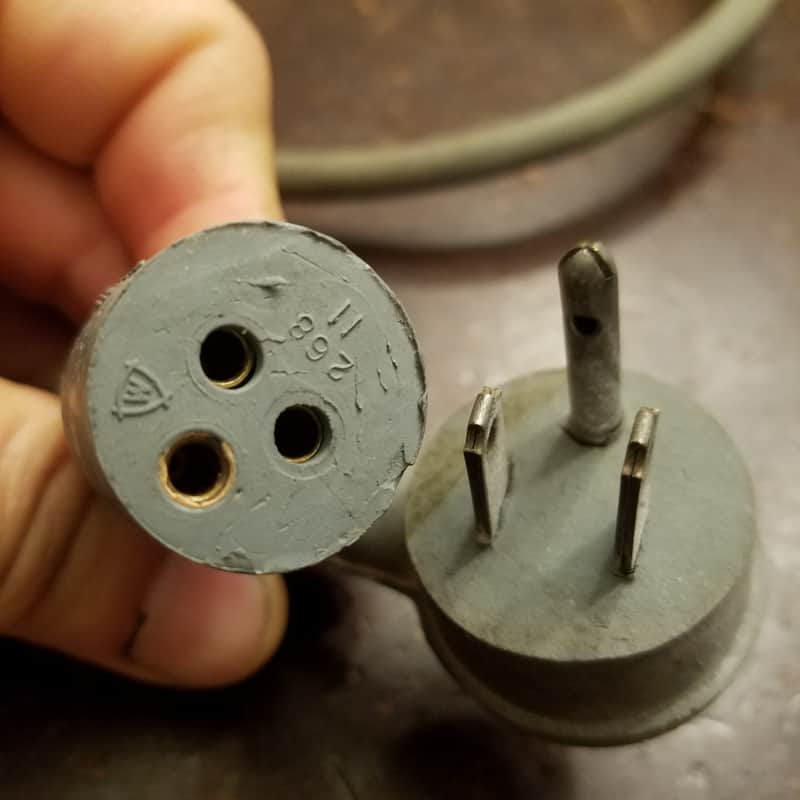 Cornish Monroe Rare 268 11 grounded power cord early LL 14305 l-11651-w br-2902 1960s - Gray rubber image 1