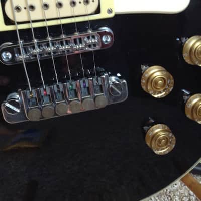 Memphis LP style vintage Tone Monster! DiMarzios, upgraded tuners, bridge and bar. w case single cutaway image 5