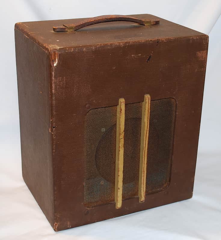 Silvertone Model 1301 5-Watt 1x6 Guitar Combo image 1