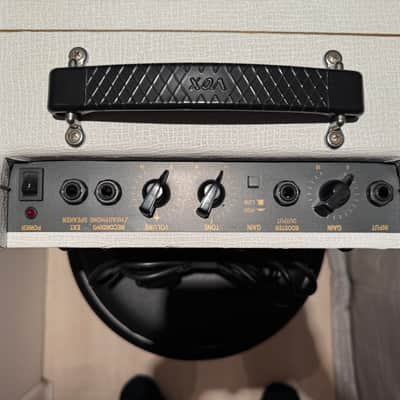 Vox VBM1 Brian May Special Recording Amp 10-Watt 1x6.5" Guitar Combo 2003 - 2005 - White with Brown Diamond Cloth image 7