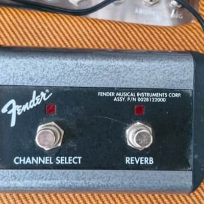 Fender Blues Deluxe Reissue 2-Channel 40-Watt 1x12" Guitar Combo 2005 - Present - Tweed image 5