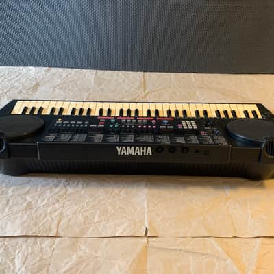 Yamaha PSS-790 1990 VGC 61key AWM FM Synth Stereo Speakers MIDI Sequencer Vector Dial image 9