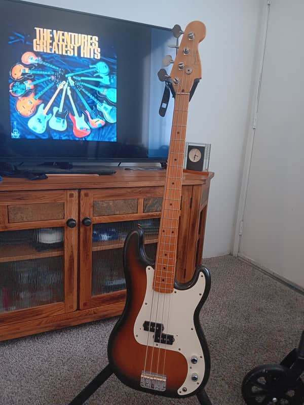 Fender Pb57
