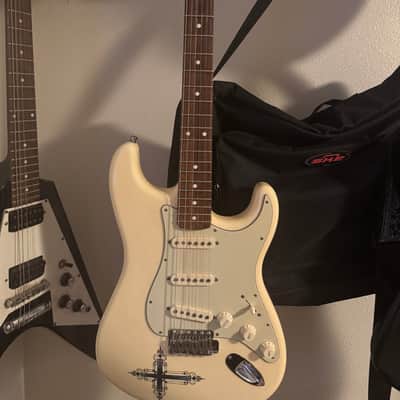Fender Kenny Wayne Shepherd Artist Series Signature Stratocaster 2009 - 2015 - Arctic White with Cross Graphic image 9