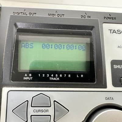 TASCAM DP-01FX/CD Digital Portastudio Multitrack Recorder image 6