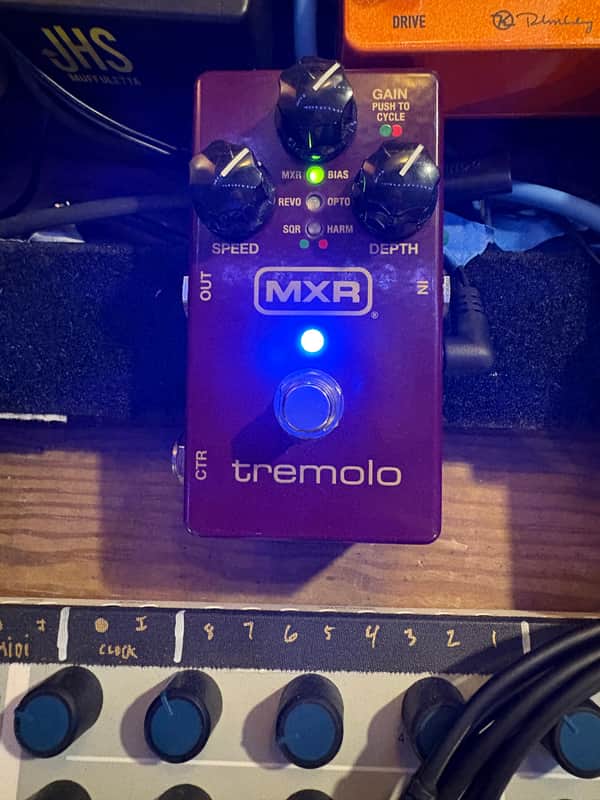 MXR M305 Tremolo (better than all the other listings?) image 1