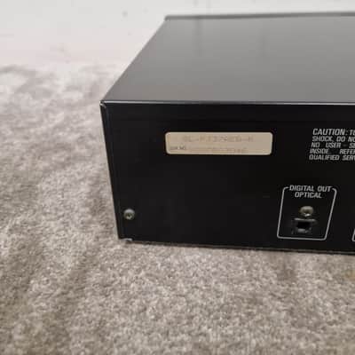 Technics SL-PJ37A - CD Player - Black - Spares or Repair image 12