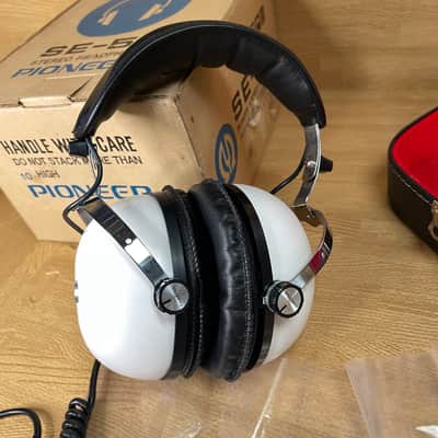 Pioneer Vintage Pioneer SE-50 2 Way Stereo Headphones with Case Made in Japan image 9