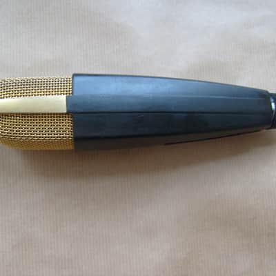 Sennheiser MD 421 Cardioid Dynamic Microphone image 2