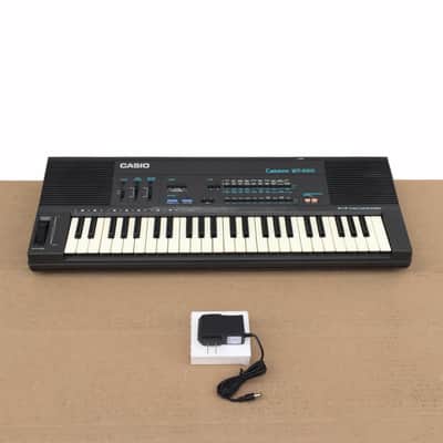 Casio Casiotone MT-600 Vintage Synthesizer Keyboard