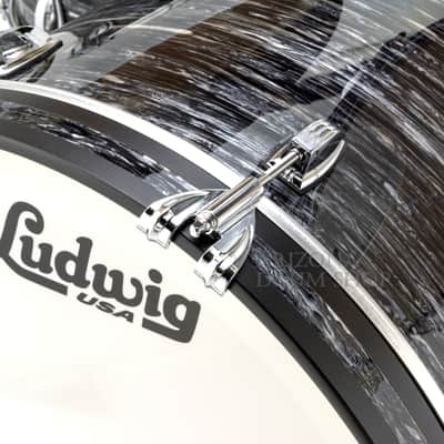 Ludwig Classic Maple Outfit 13/16/22 , Vintage Black Oyster 3-piece Shell Pack image 4