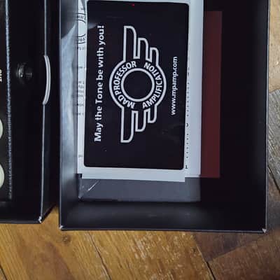 Mad Professor Super Black 2020 Black image 2