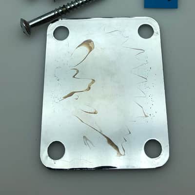 Stratocaster/Telecaster Style Neck Plate w/Hardware - Chrome image 3