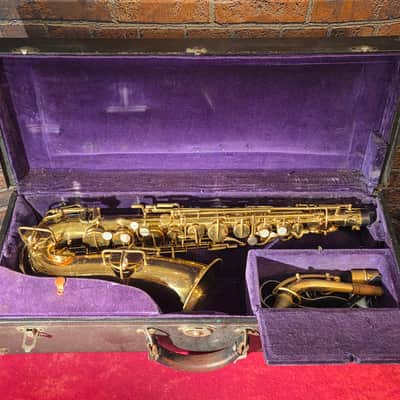 Vintage Early 1920s Buescher True Tone Low Pitch Eb Alto Saxophone w/ Original Carrying Case - RECENTLY REPADDED!! image 1