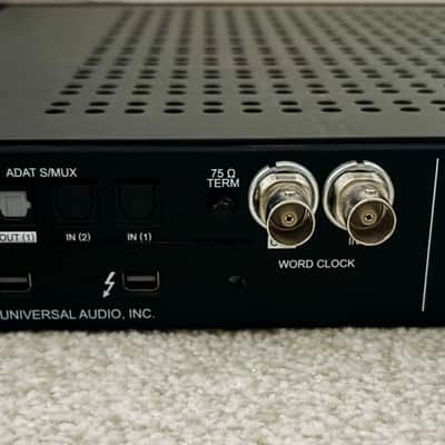 Universal Audio Apollo 8 DUO Thunderbolt 2 Audio Interface – Black image 6