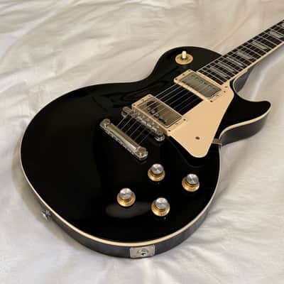 2023 Gibson Les Paul Standard - Ebony - Free Pro Setup image 1