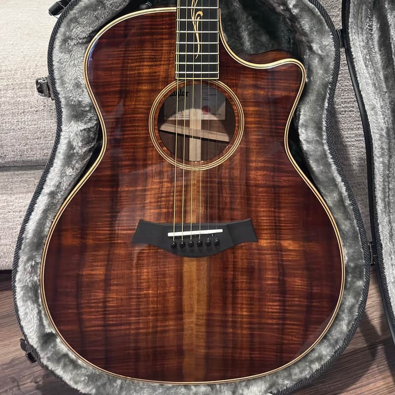 Taylor K24ce with V-Class Bracing 2018 - Present - Shaded Edgeburst