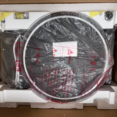 Technics SL-1200MK4 Rare Japan Only Audiophile Turntable with Titanium tonearm with OFC wires,  Removable RCAs image 9