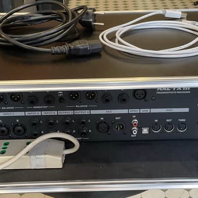 Fractal Audio AXE-FX3 mkII + case image 2