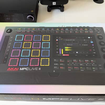 Akai MPC Live III Standalone Sampler / Sequencer 2025 - Present - Black image 1
