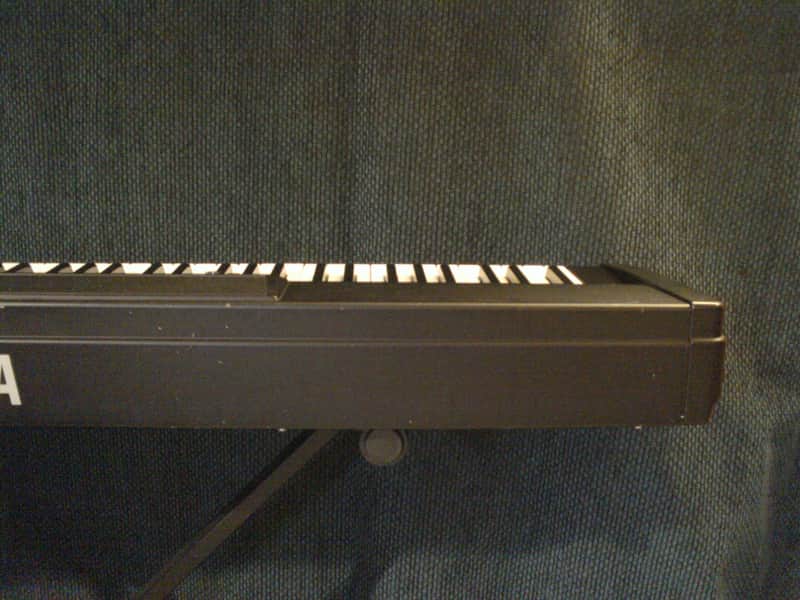 Yamaha P90 Digital Stage Piano ~ 64 note poly ~ 88 weighted key
