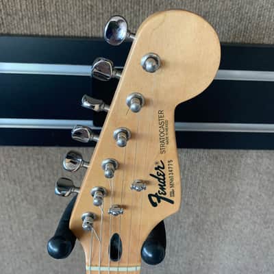 Fender Standard Stratocaster with Vintage Tremolo, Maple Fretboard 1991 - 1997 - Crimson Red Metallic image 4