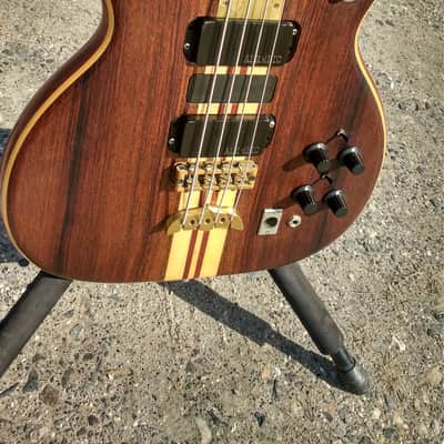 Alembic Series 1 fretless 1981 Series 1 Fretless Rosewood 1981 Rosewood image 4