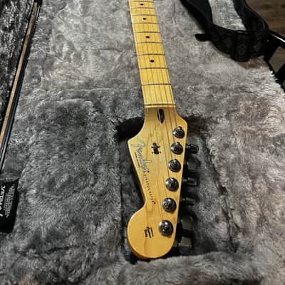 Fender American Professional Stratocaster with Maple Fretboard 2017 - 2019 Sienna Sunburst locking tuners image 2