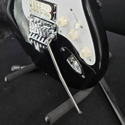 Fender Limited Edition 50th Anniversary Dave Murray Stratocaster®, Rosewood Fingerboard, Black image 5