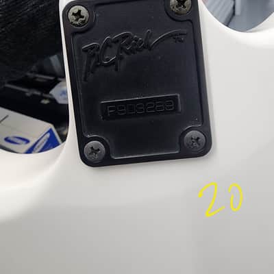 BC Rich Warlock NJ Series 1999 Floyd Rose - White image 7