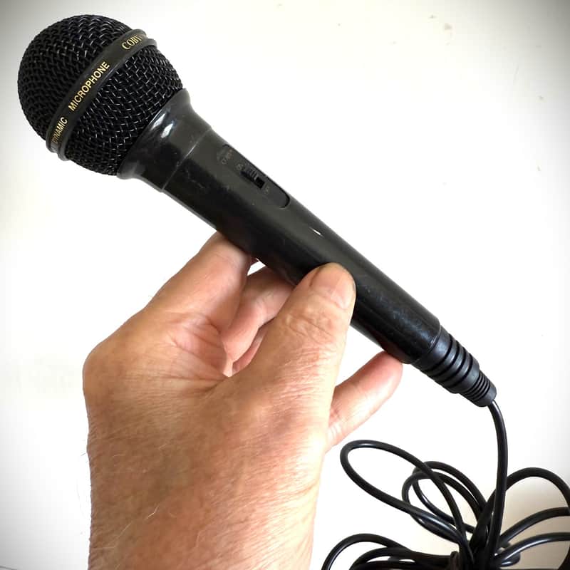 COBY DM-P22 Dynamic Microphone, works w/strong, clear audio, 6' cable-1/4" plug image 1