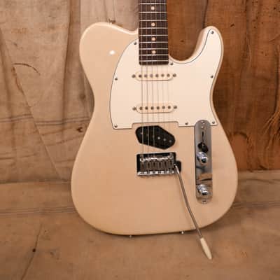 Tom Anderson Hollow T 2005 Transparent White image 7