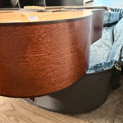 Martin Special Dreadnought Cutaway 11E Road Series Acoustic-Electric Guitar Natural 2025 - Natural image 5