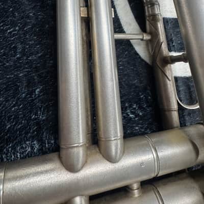 Conn Cavalier Cornet. Bflat Cornet.(1925) image 8