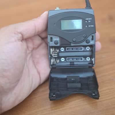Sennheiser 🎤 Sennheiser SK 100 G2 Bodypack Transmitter – True Diversity System image 12